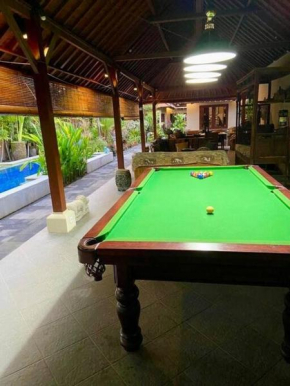 Spacious 4-bedroom garden villa